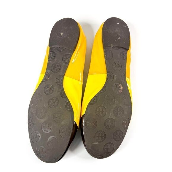 Tory Burch Eddie Ballet Flats Yellow Patent Leather Cap Toe Brown Logo Women’s 9 - Picture 6 of 8